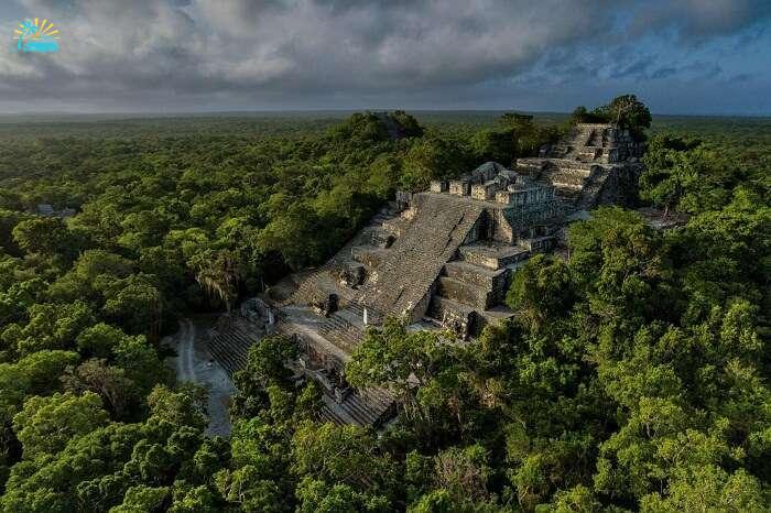 The Calakmul city hidden in the forest of Mexico