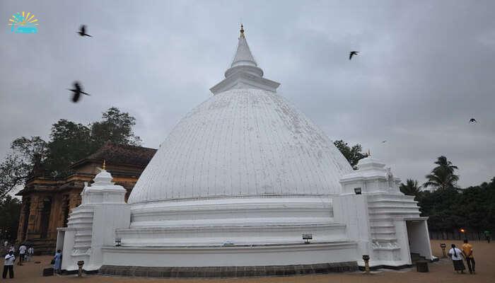 Dome Structure Temple in Peliyagoda