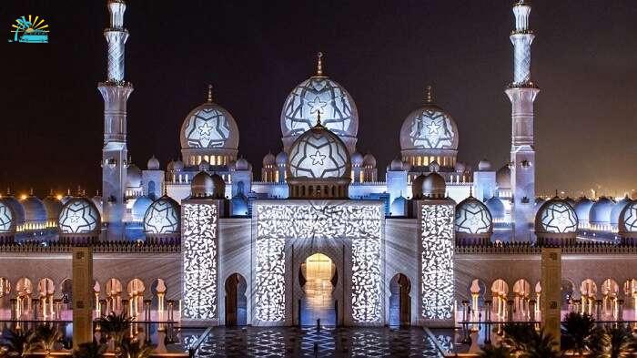 Explore Mosques Draped In Glittering Ramadan Lights in dubai