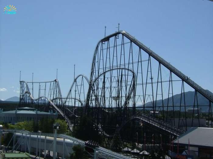 view fo roller coaster in japan