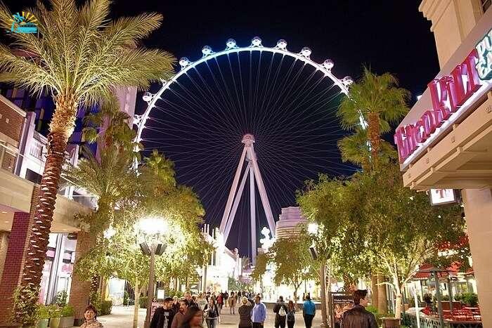 High Roller Ferris Wheel