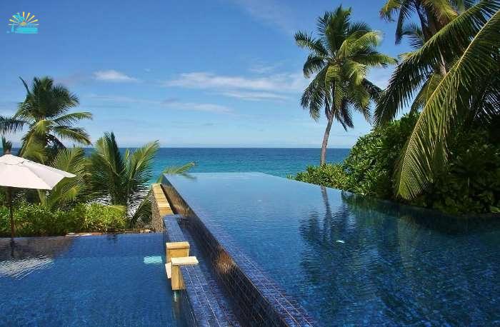 Infinity pool at Banyan Tree Seychelles