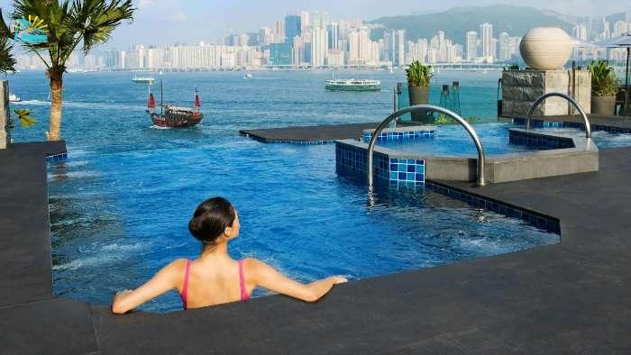 Infinity pool at Intercontinental Hong Kong
