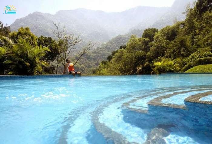 Infinity pool at Kurumba Village Resort