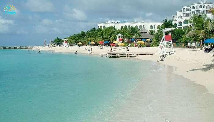 Jamaica_Beach