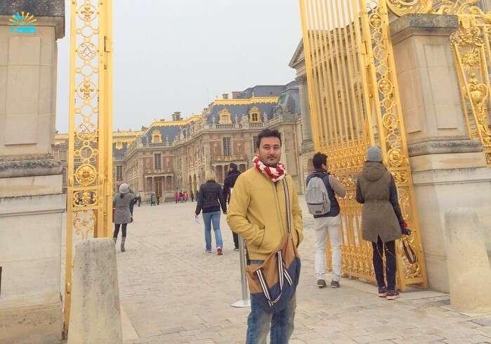 Manvis husband at Palace of Versailles