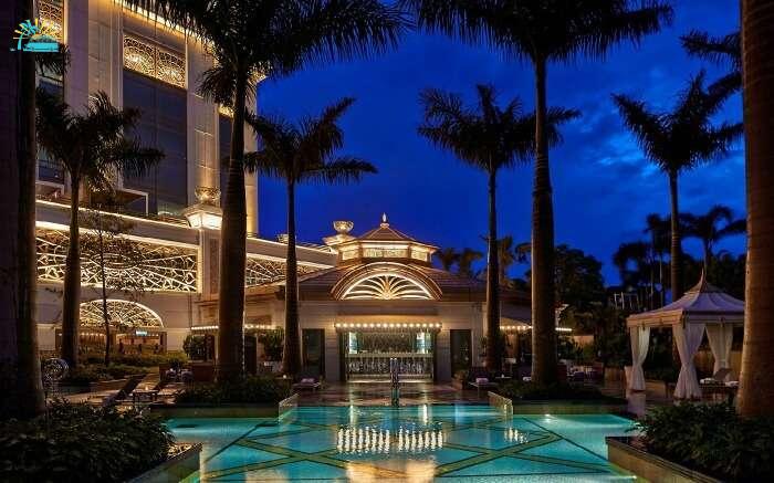 Spend your Macau holiday and experience grandeur in Ritz-Carlton