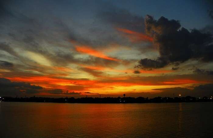 Stunning sunset at Millennium Park draws many couples which has made it one of the most romantic places in Kolkata