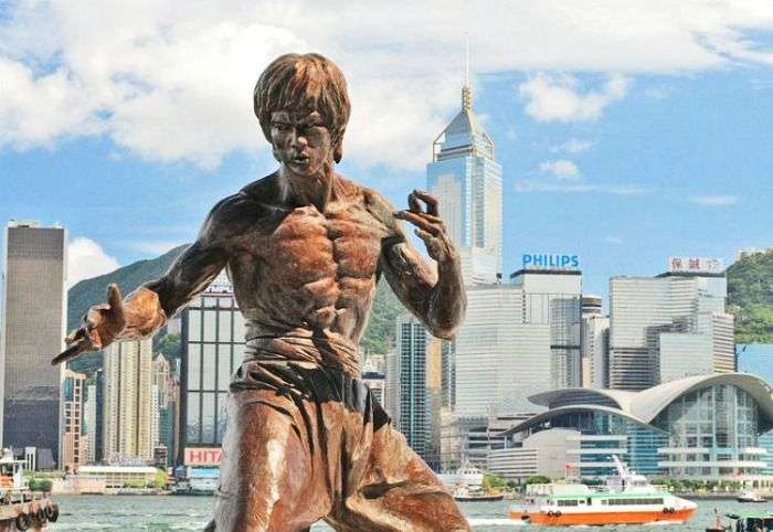 The Bruce Lee statue in Hong Kong