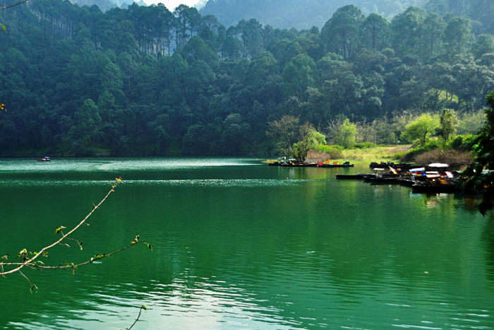 The beauty of Sattal Lake in Uttarakhand