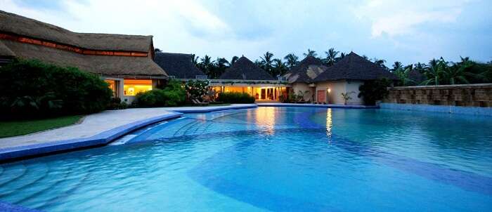 The lotus shaped swimming pool at Vedi Village Resort