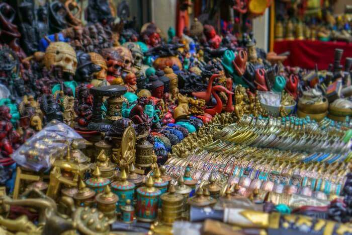 buy tibetan goods, one of the best things to do in dehradun