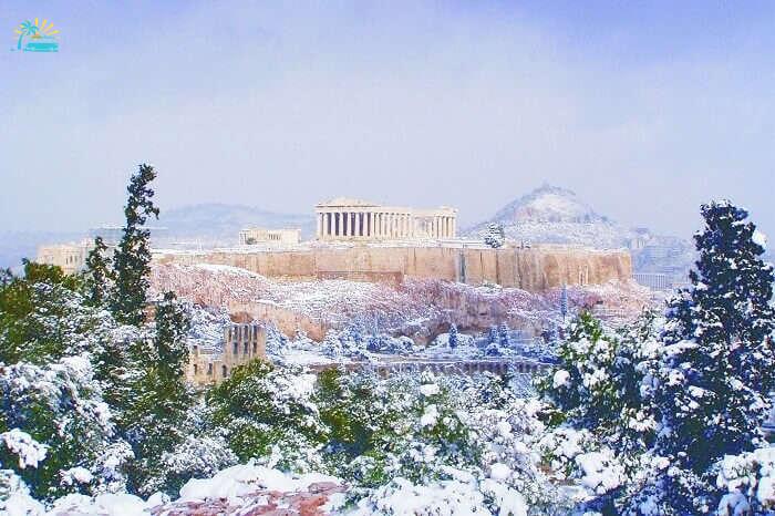 Weather in Greece During Christmas