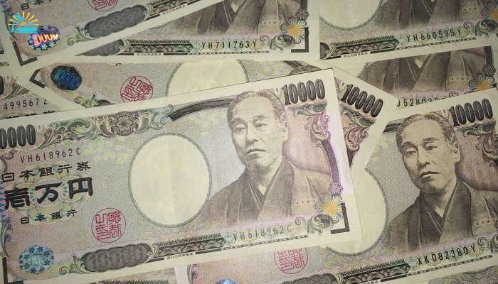 Yen Japanese Currency cash