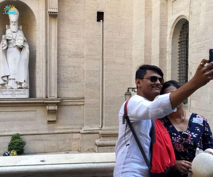chilling in vatican city with friends