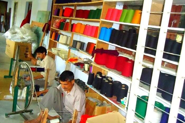 kausani shawl factory